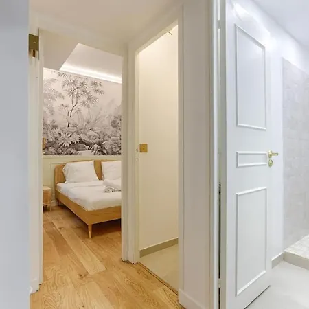 Mykeypers - Design & Cosy Flat 2br Center - Moulin Rouge *