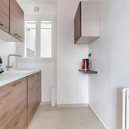 Apartment Mykeypers - Design & Cosy Flat 2br Center - Moulin Rouge